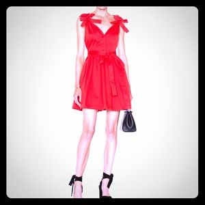 Alexis Kelsi dress size M (6)